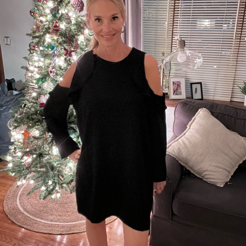 MUD PIE ARIA BLACK COLD SHOULDER RUFFLE DRESS / Large